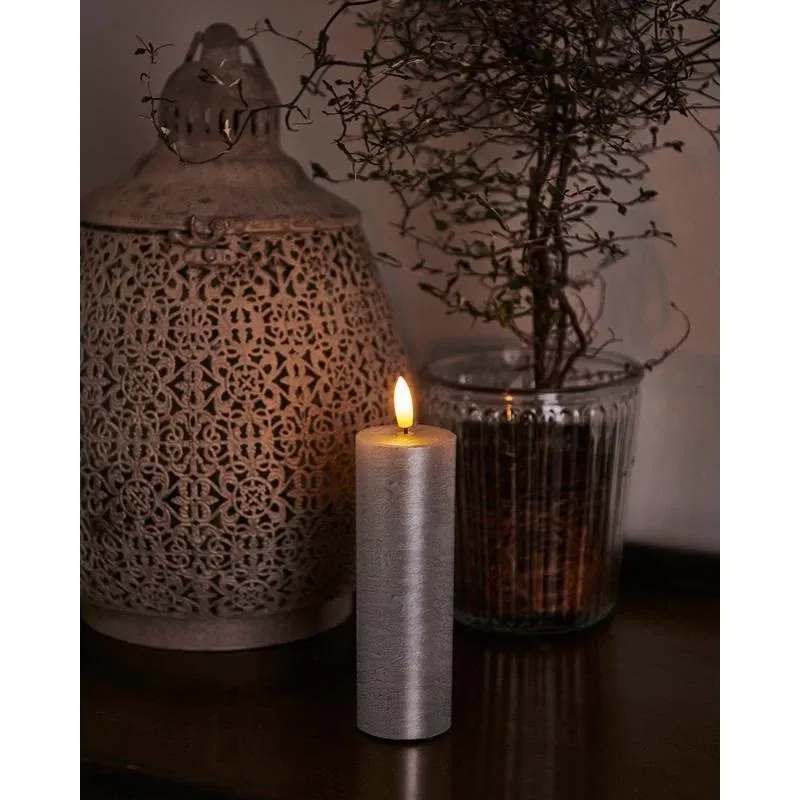 Vosková LED svíčka Sille, 15cm, stříbrná, prům