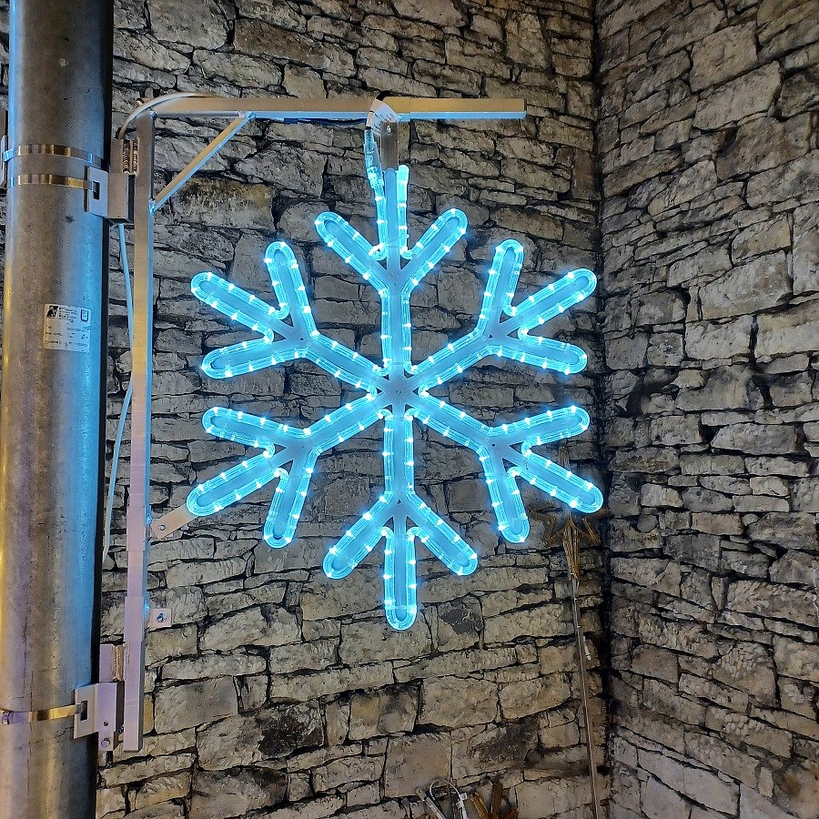 Easy Fix 2D LED light flake V, Ø 67 cm, lodowobiały druk 3D, zestaw oświetlenia publicznego, aluminium