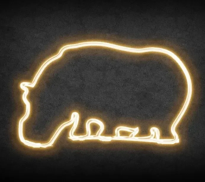 Eco Fix 2D LED light hippo, 220 × 130 cm, ciepła biel, stojąca, druk 3D, aluminium