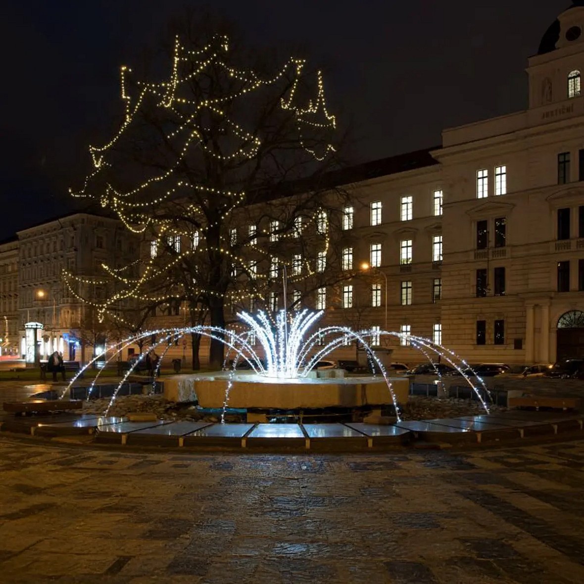 Fontanna świetlna Easy Fix 3D LED Ø 500 cm, lodowata biel, stojąca, aluminium