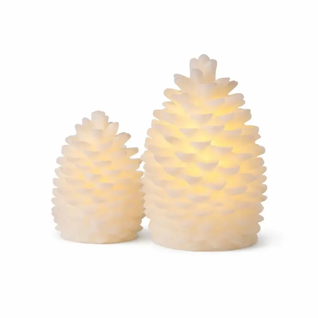 Zestaw 2 świeczek LED z prawdziwego wosku na baterie, w kształcie szyszek, ø10 × 13 cm i ø14 × 18,5 cm, białe, z bateriami CR2032 i AA