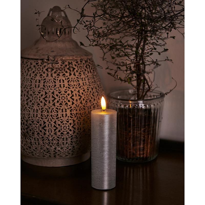 Świeca woskowa LED Sille, 15 cm, srebrna, śr. 5 cm