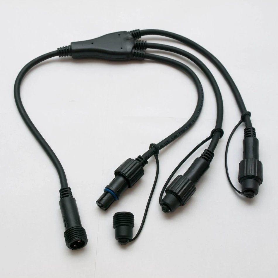 Koncentrator Easy Fix T, 3 wyjścia, czarny, IP44